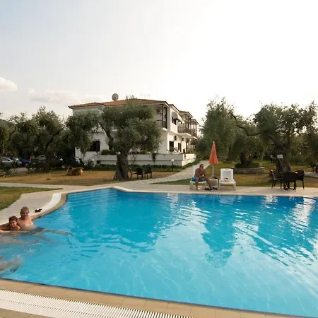 Nefeli 2* Skala Rachoni (Thasos)